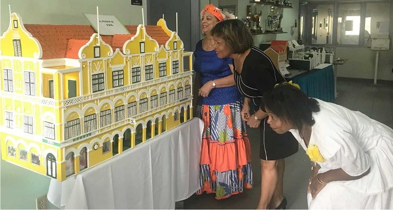 Minister Marilyn Alcalá Wallé ban radia Union den Diversidat 02