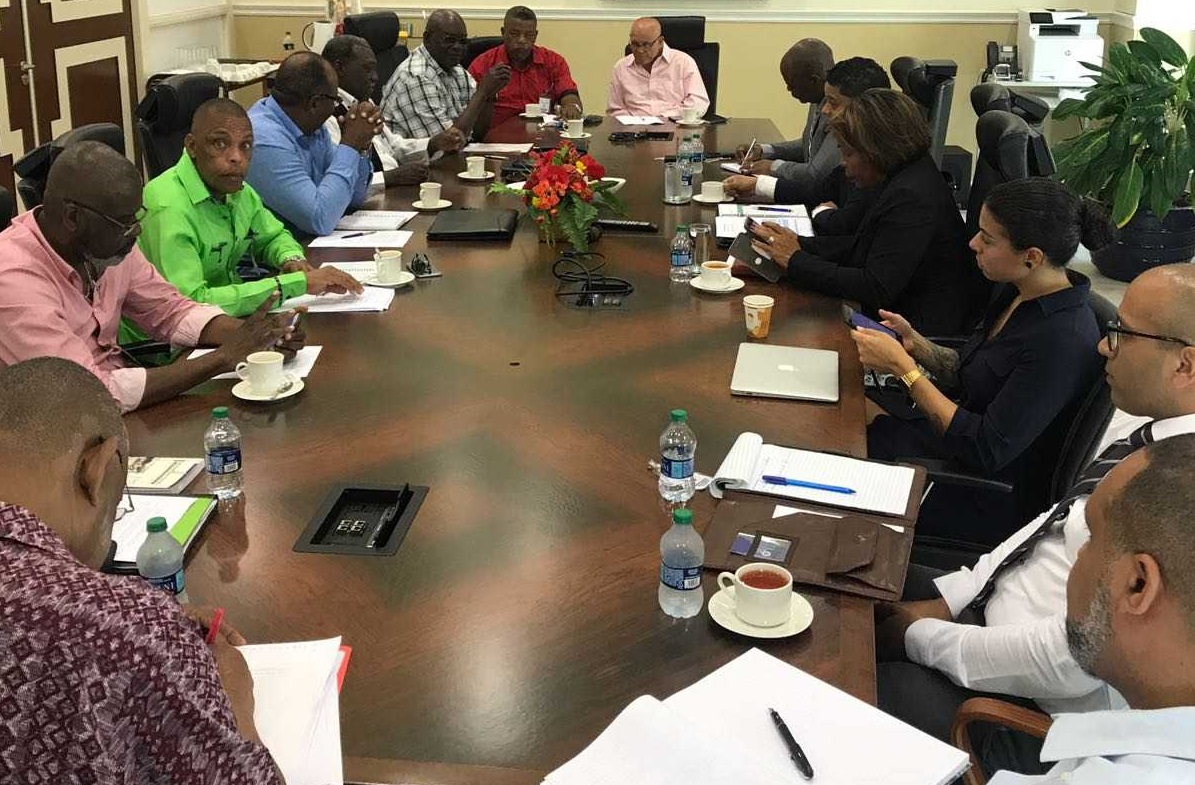 Konseho di Minister ta duna oido na petishon pa konsulta