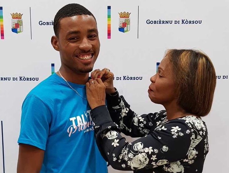 TalitaKum Praise Dancers ta risibí pen komo e Bon Yu di Kòrsou 003