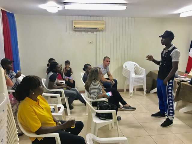 Fundacion BEULAH cu curso di Comunicacion 01