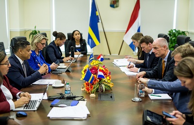 Visit Minister Blok 12 