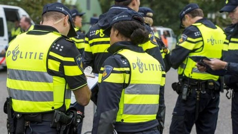 agenten op straat